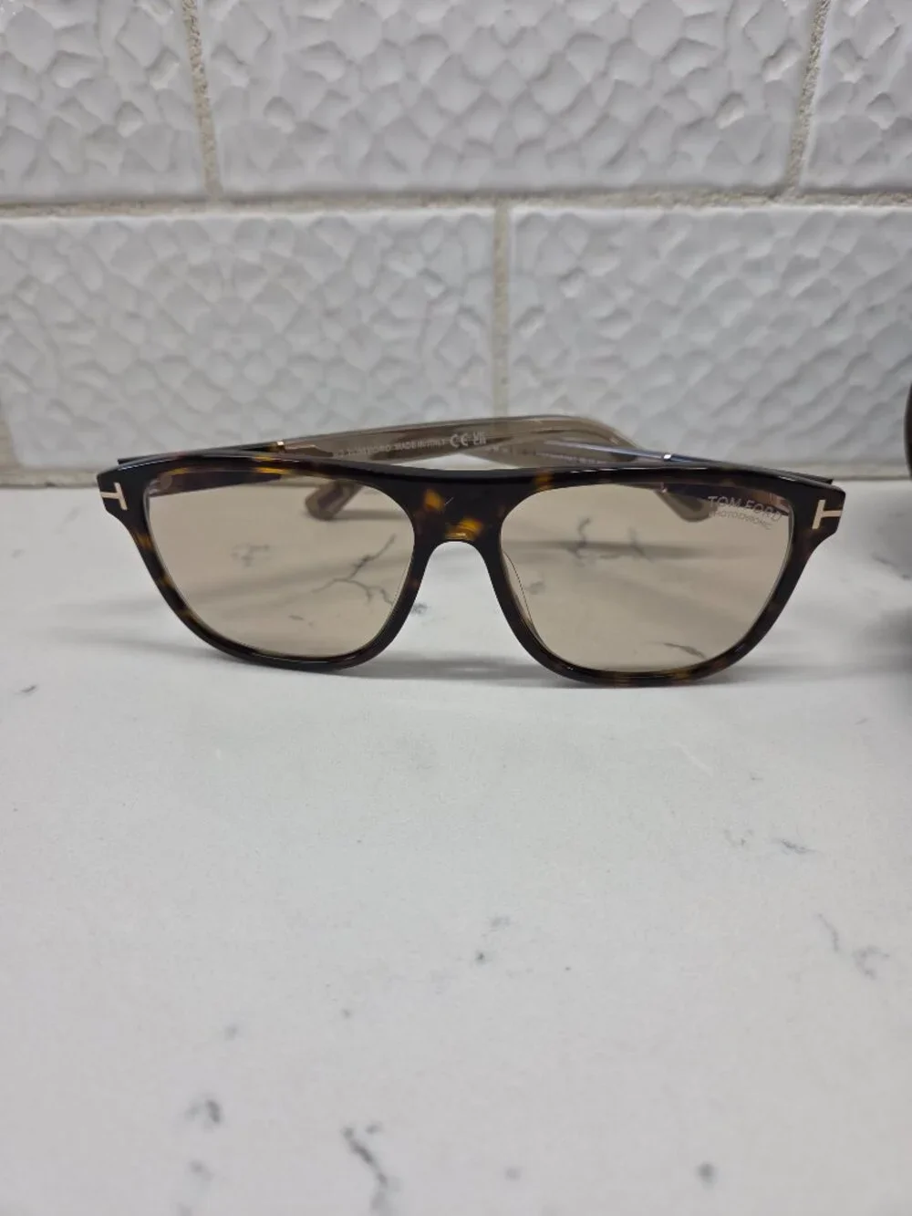 NWT Tom Ford Frances Dark Havana Photochromic Sunglasses TF1081/S Full Set